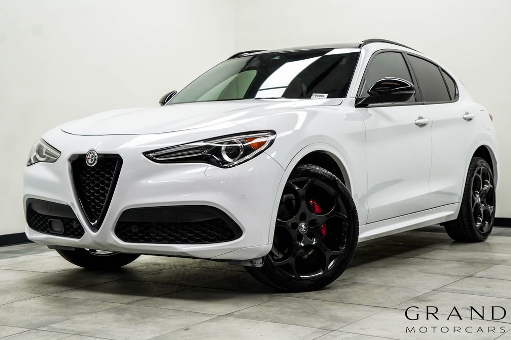 2023 Alfa Romeo Stelvio Veloce