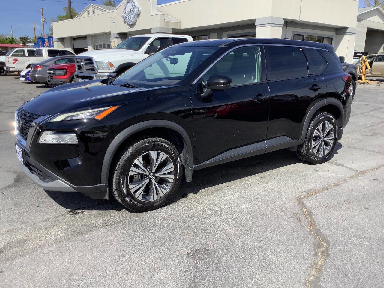 2021 Nissan Rogue SV