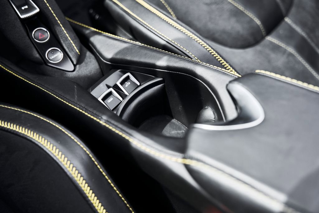 Used 2021 McLaren 720S Luxury photo 57