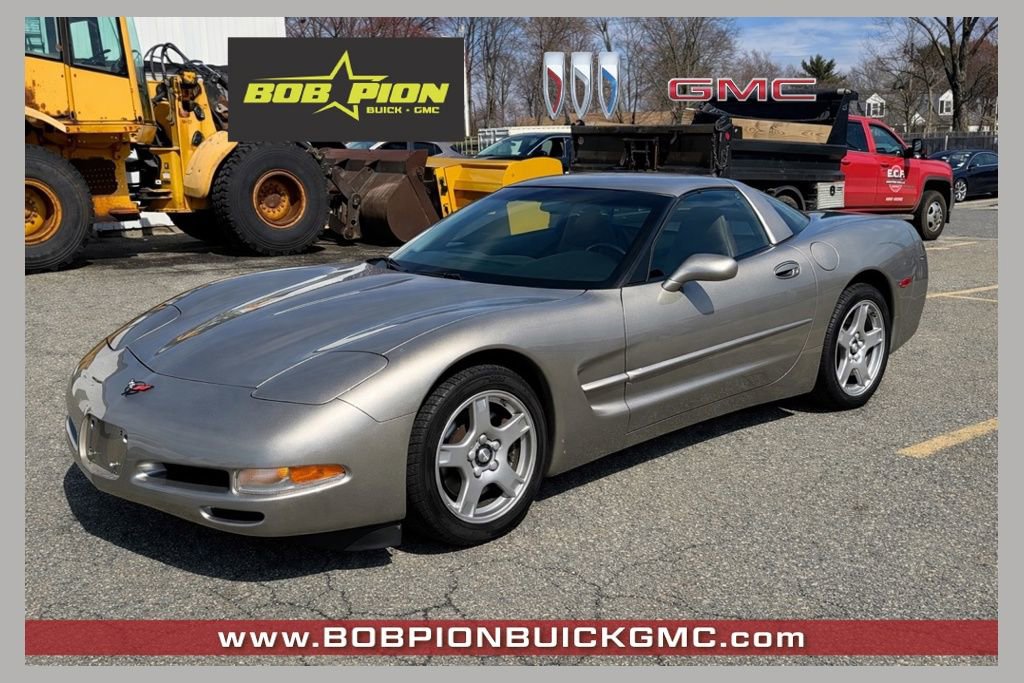 Used 1998 Chevrolet Corvette Coupe w/ Roof Pkg