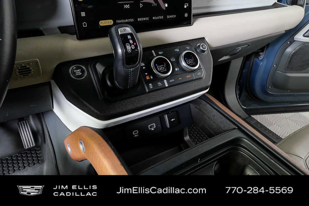 2023 Land Rover Defender 110 SE