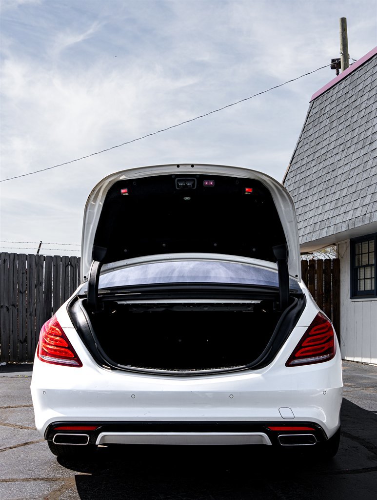 2015 Mercedes-Benz S 550 4MATIC Sedan