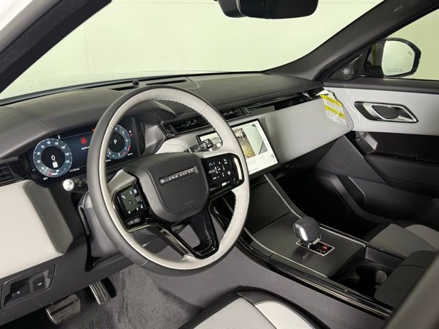 2026 Land Rover Range Rover Velar Dynamic SE