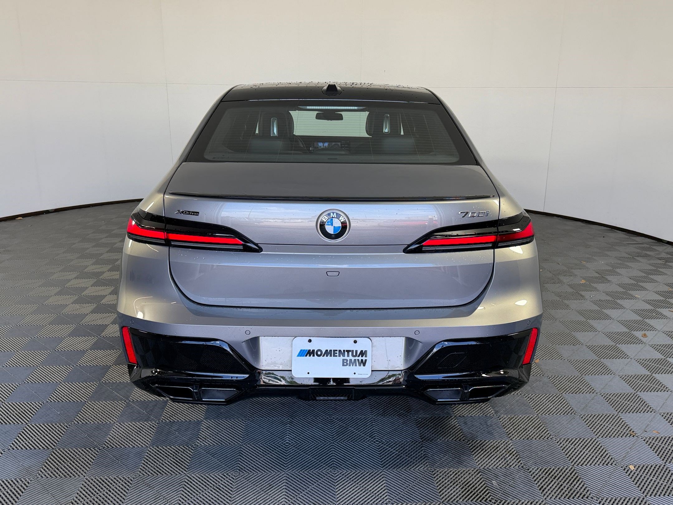 2024 BMW 760i xDrive