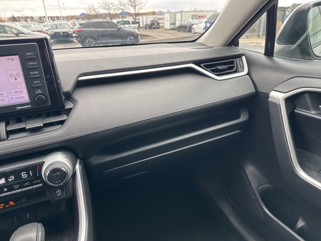 2020 Toyota Rav4 XLE