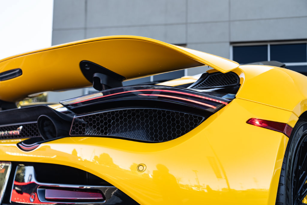 Used 2021 McLaren 720S Luxury photo 14