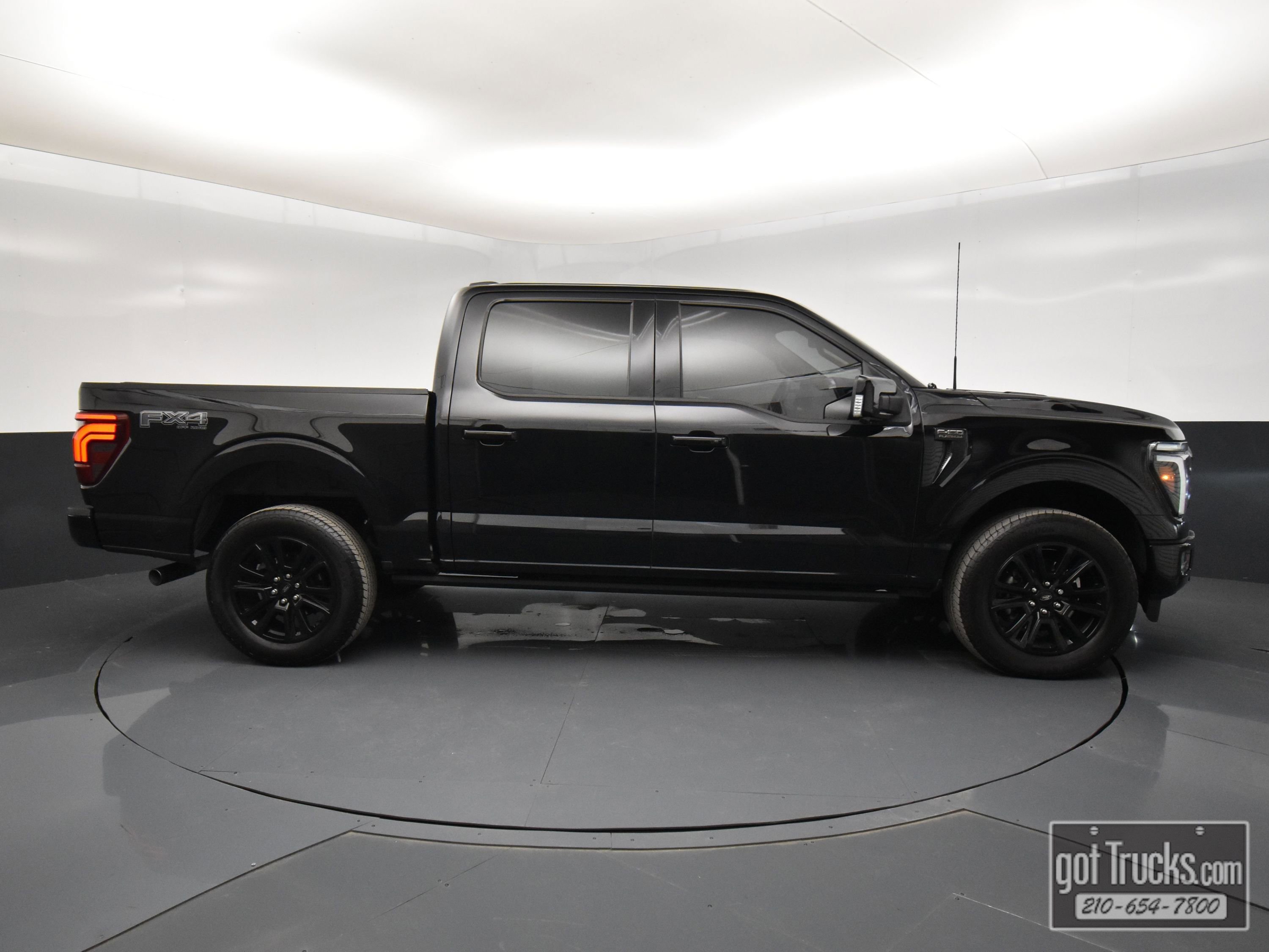 2025 Ford F150 Platinum