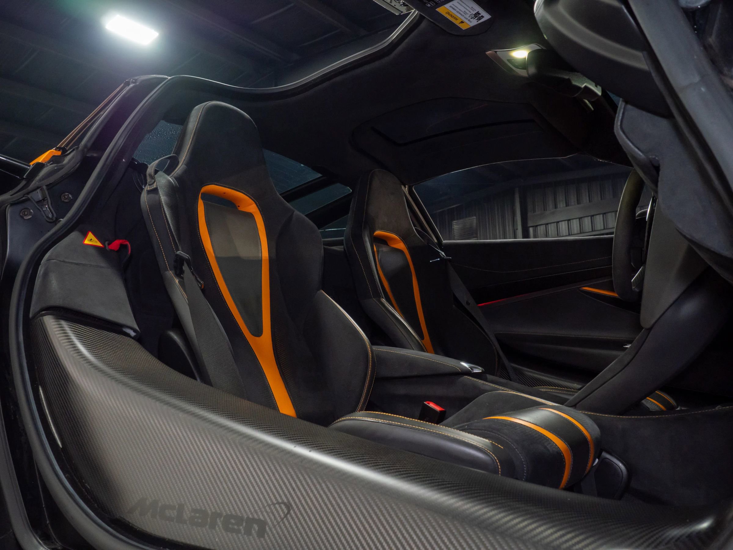 Used 2018 McLaren 720S Performance photo 33