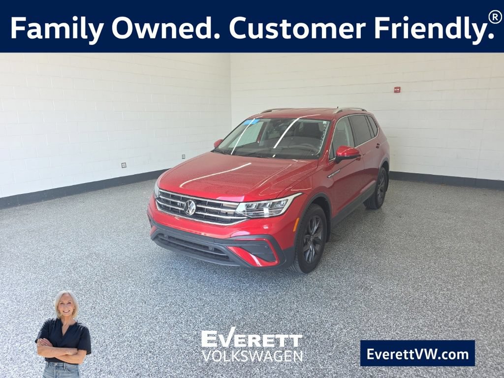 Certified 2024 Volkswagen Tiguan SE