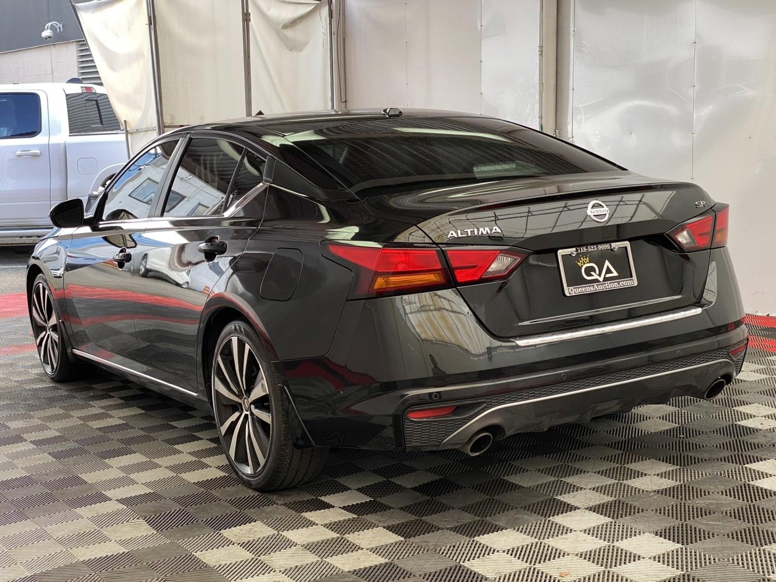 2021 Nissan Altima 2.5 SR