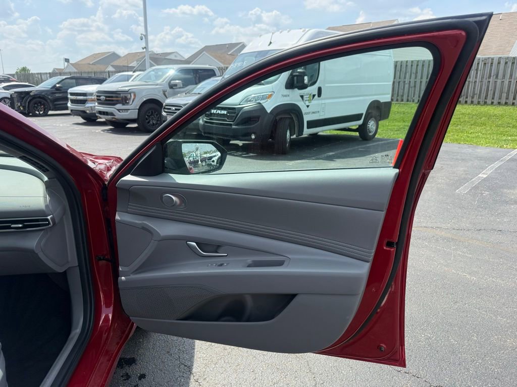 2025 Hyundai Elantra Sport