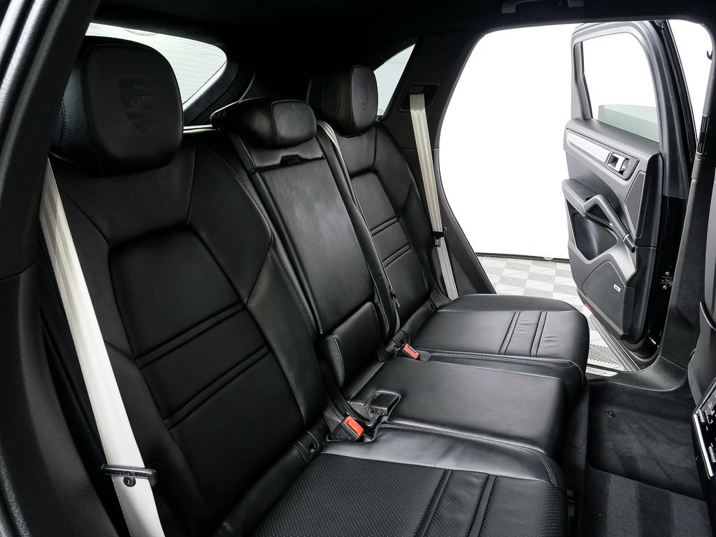 2022 Porsche Cayenne