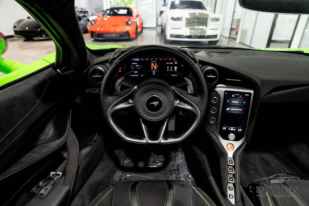 Used 2026 McLaren 750S Spider photo 38