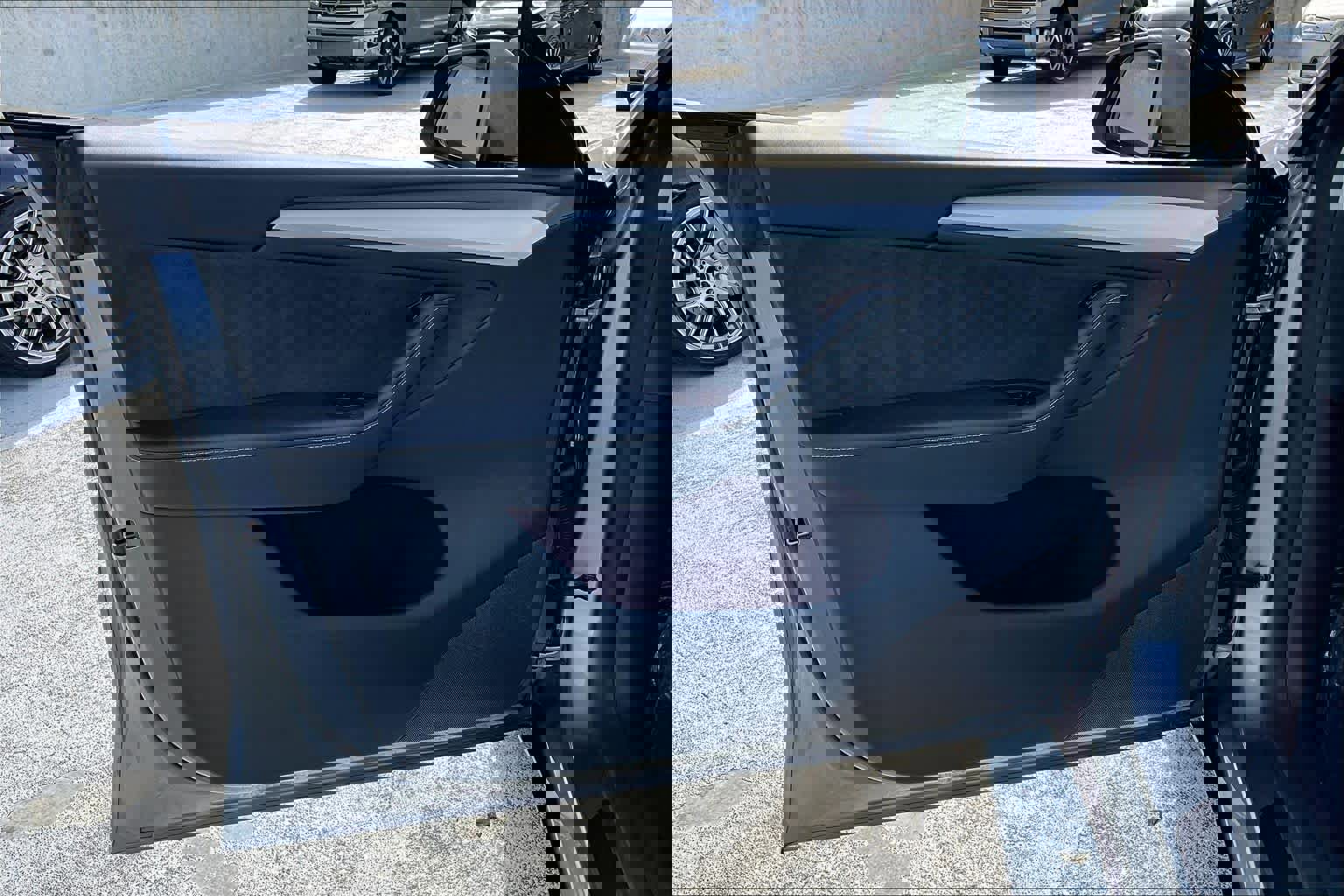 2025 Tesla Model Y Performance