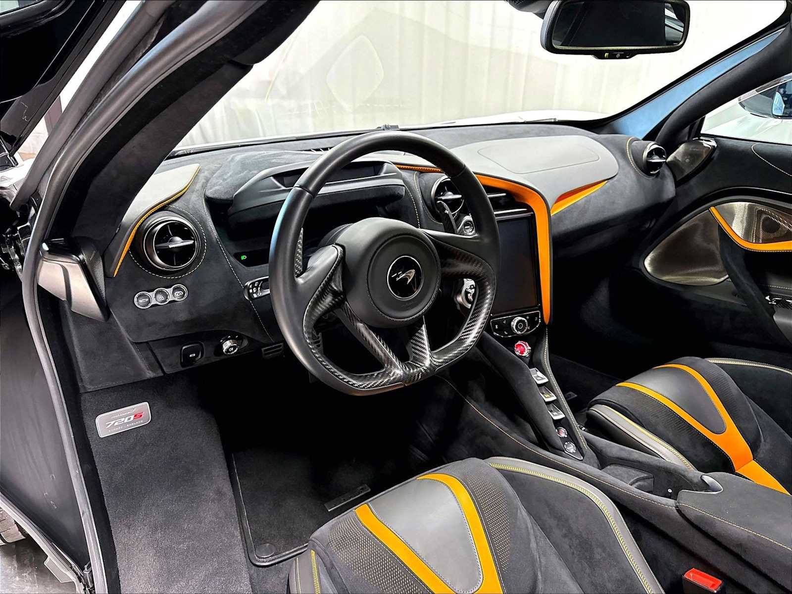 Used 2019 McLaren 720S photo 6