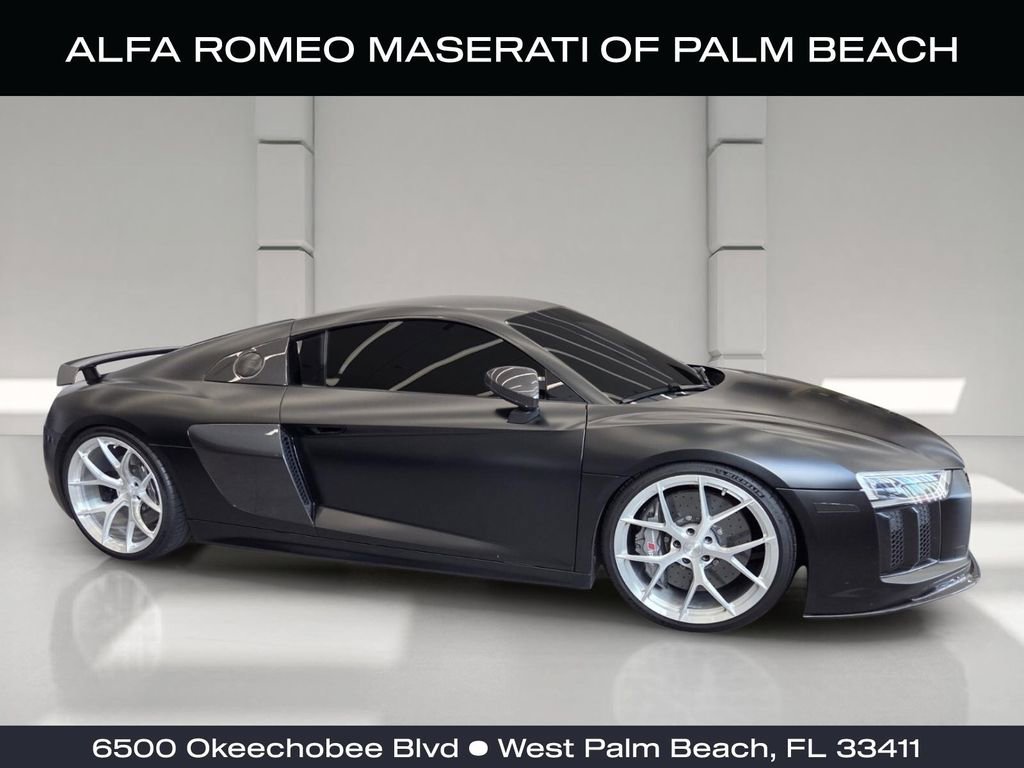 Used 2017 Audi R8 V10 plus