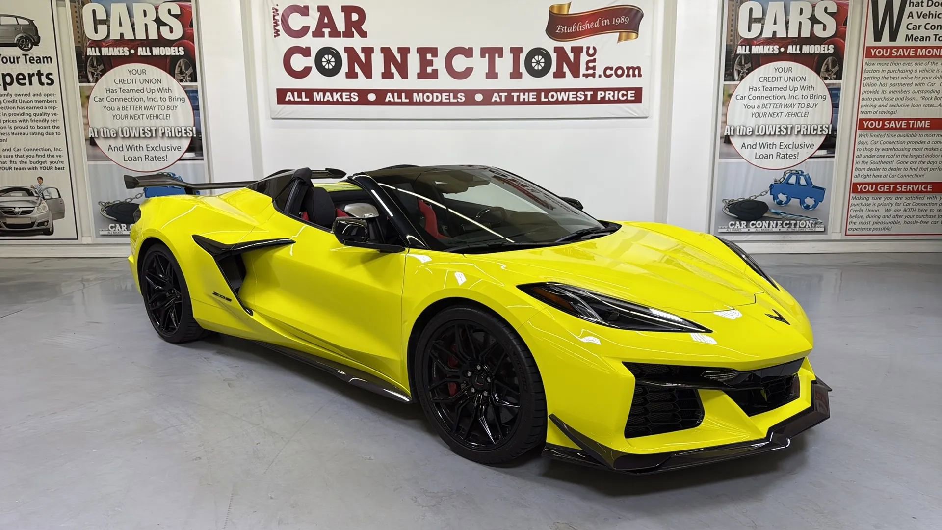 Used 2024 Chevrolet Corvette Z06 w/ Z07 Performance Package