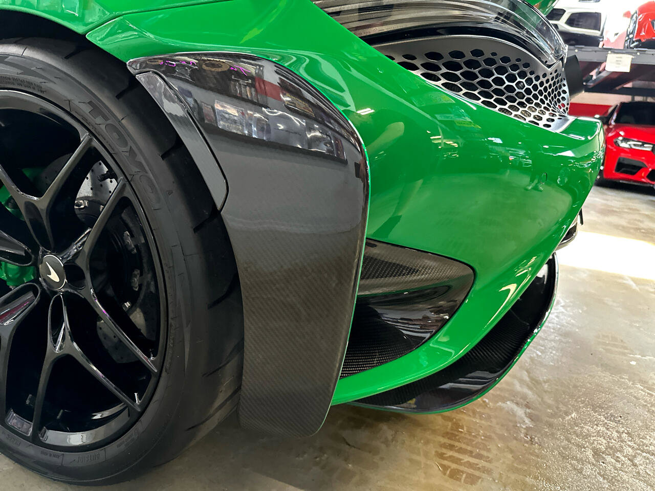 Used 2022 McLaren 765LT photo 36