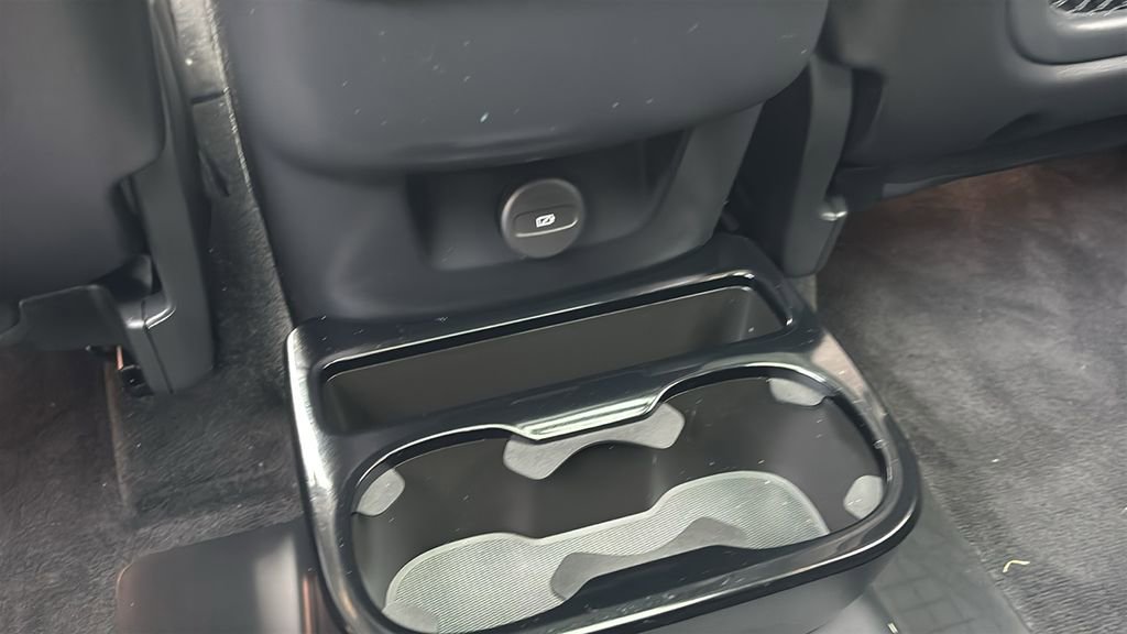 2023 Volvo Xc90 B6 Plus