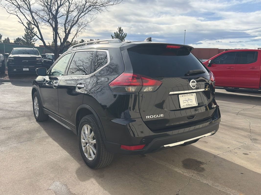 2020 Nissan Rogue SV