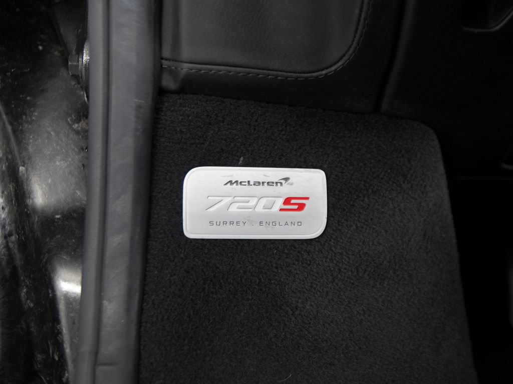 Used 2020 McLaren 720S Performance photo 13