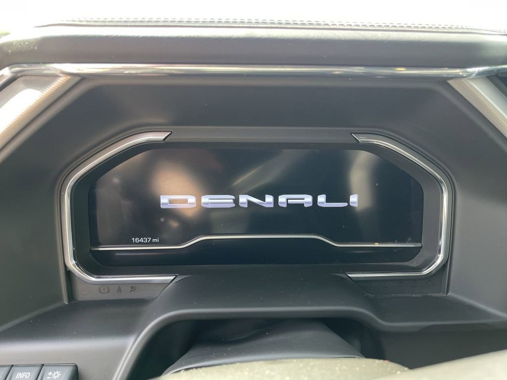 2025 GMC Sierra 2500 Denali