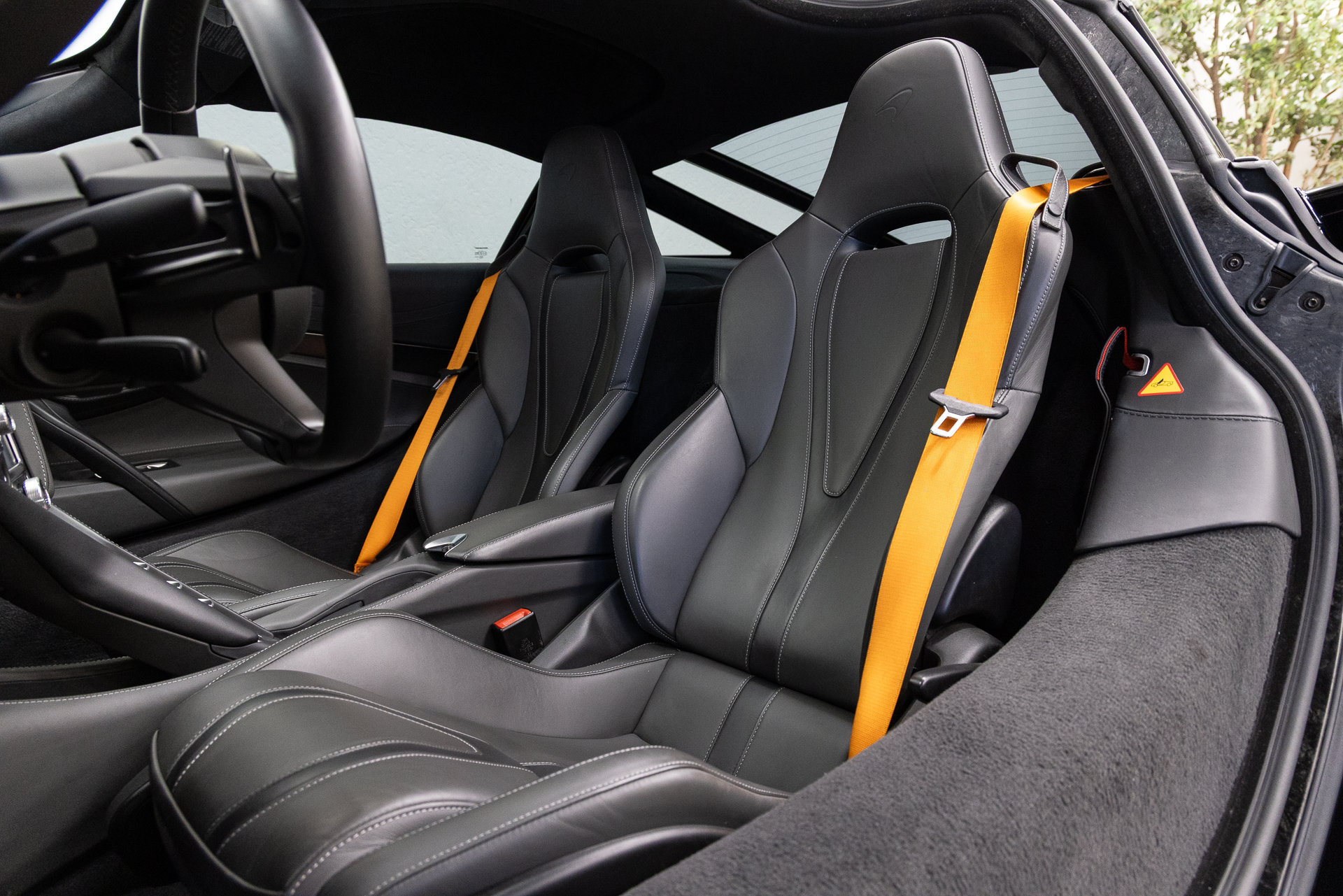 Used 2019 McLaren 720S Luxury photo 25