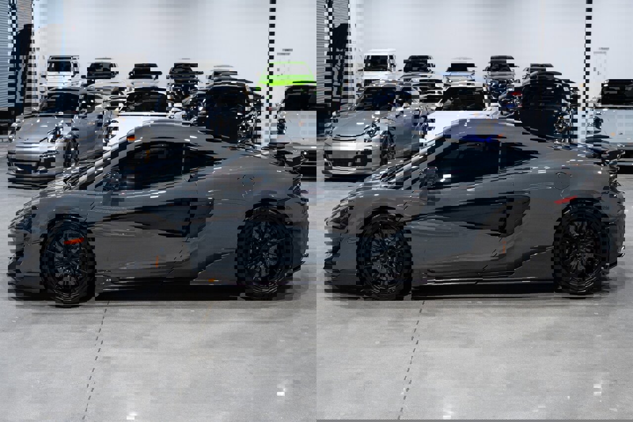 Used 2019 McLaren 600LT photo 3