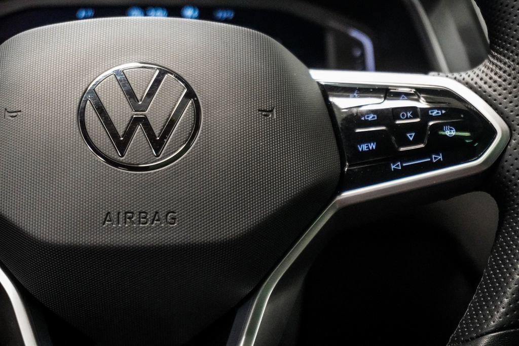 2022 Volkswagen Tiguan SEL R-Line