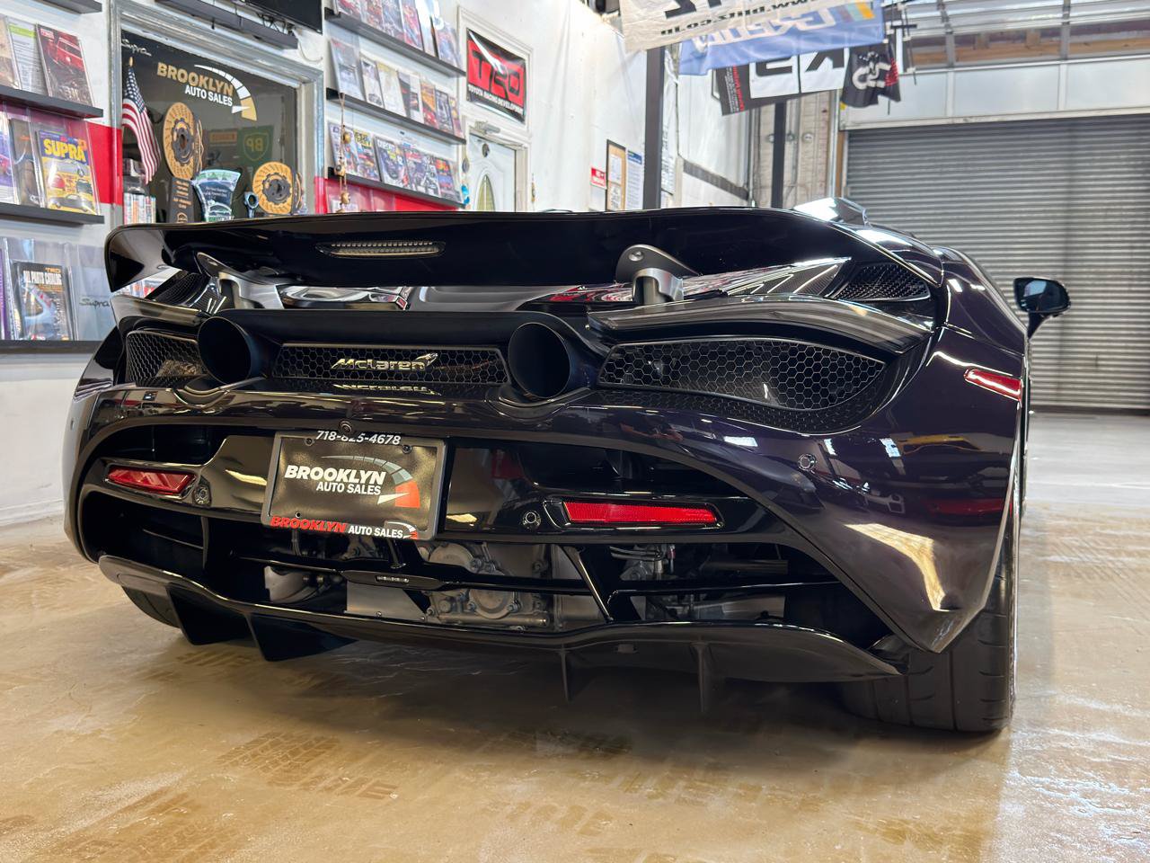 Used 2022 McLaren 720S Performance photo 7