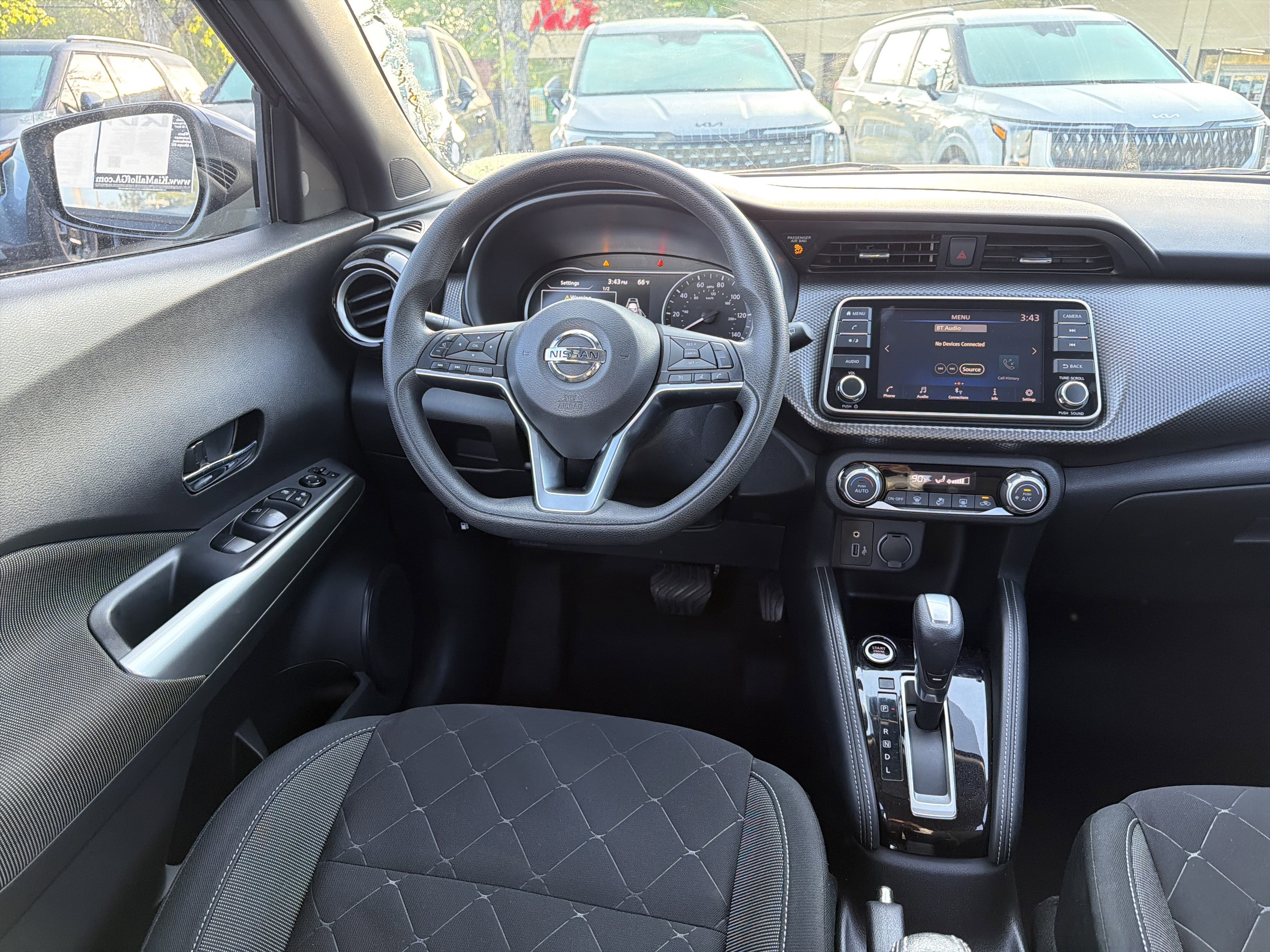 2020 Nissan Kicks SV