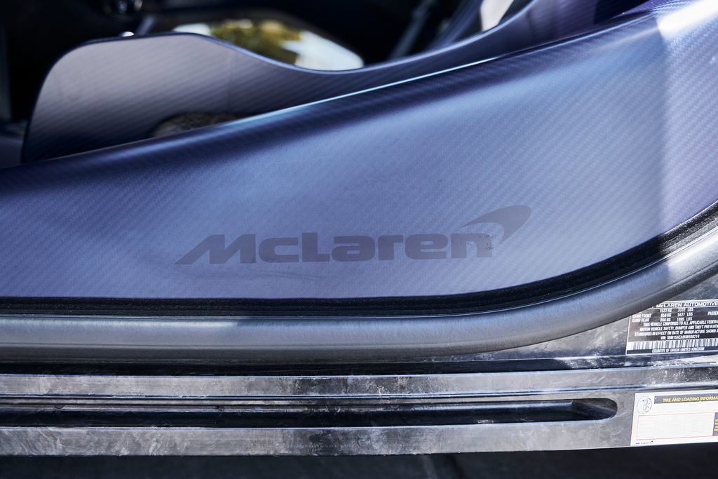Used 2019 McLaren Senna photo 44