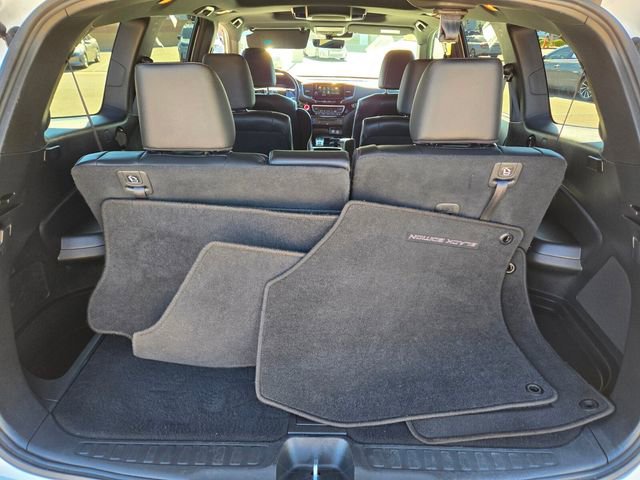 2022 Honda Pilot Black Edition