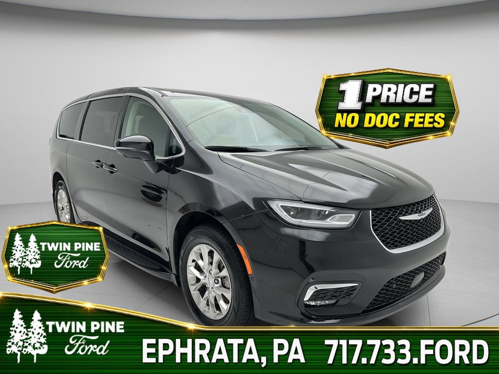 Used 2023 Chrysler Pacifica Touring-L