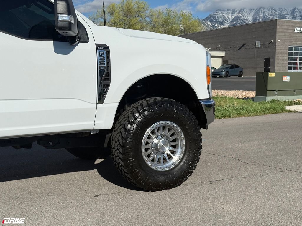 2023 Ford F350 XLT