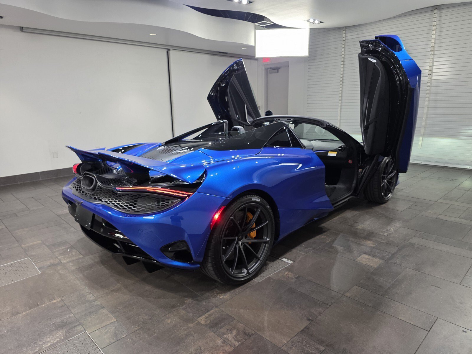 New 2027 McLaren 750S Spider photo 28