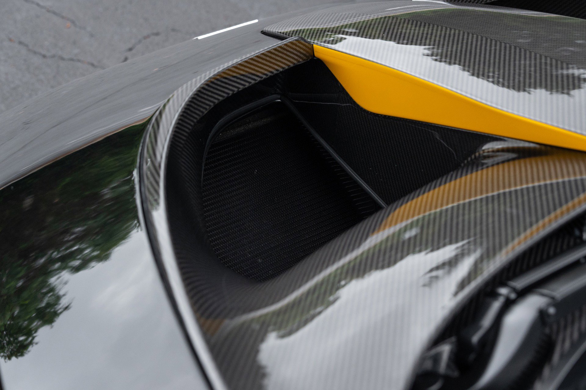 Used 2019 McLaren Senna photo 20