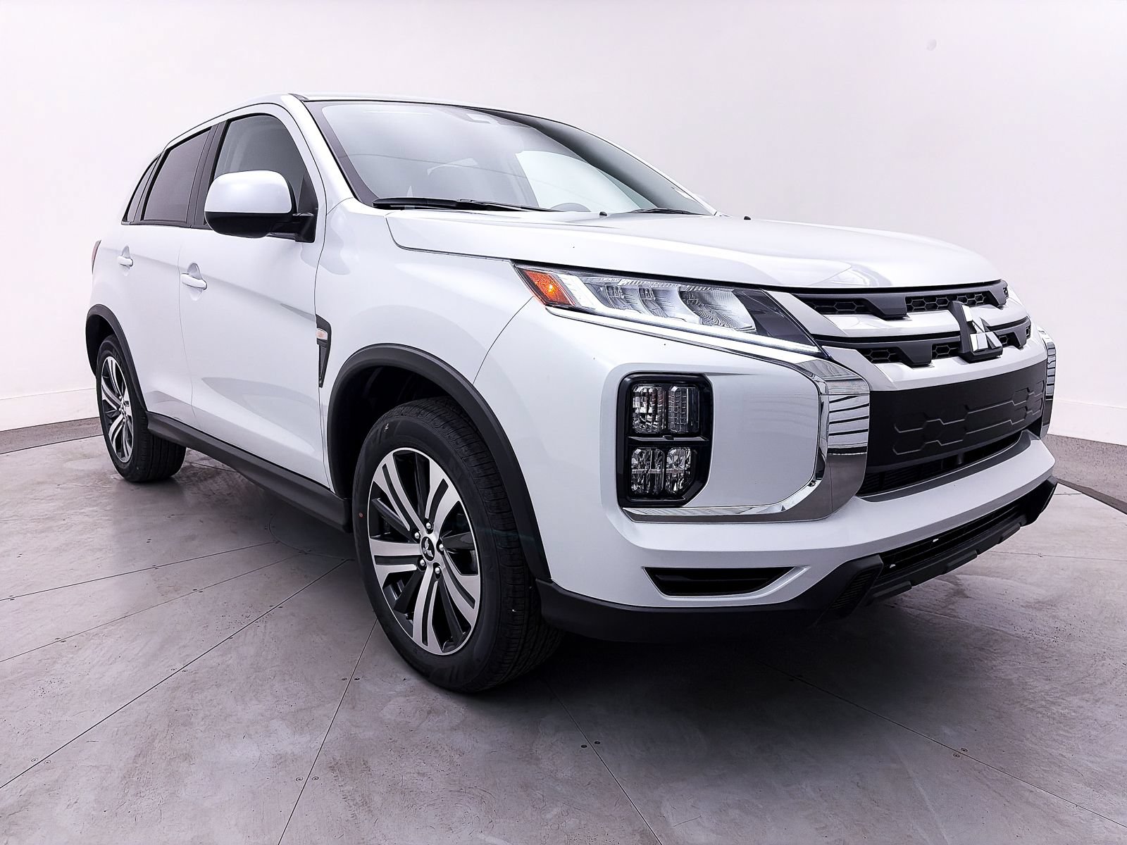 Used 2026 Mitsubishi Outlander Sport ES