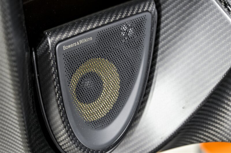 Used 2019 McLaren Senna photo 24