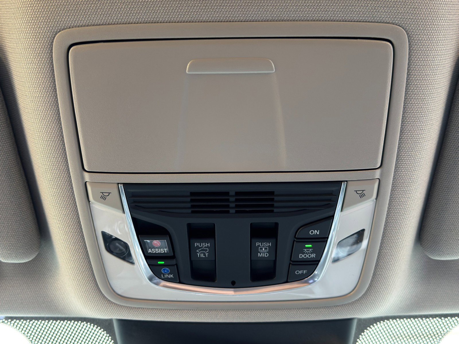 2023 Acura MDX FWD w/ Technology Package