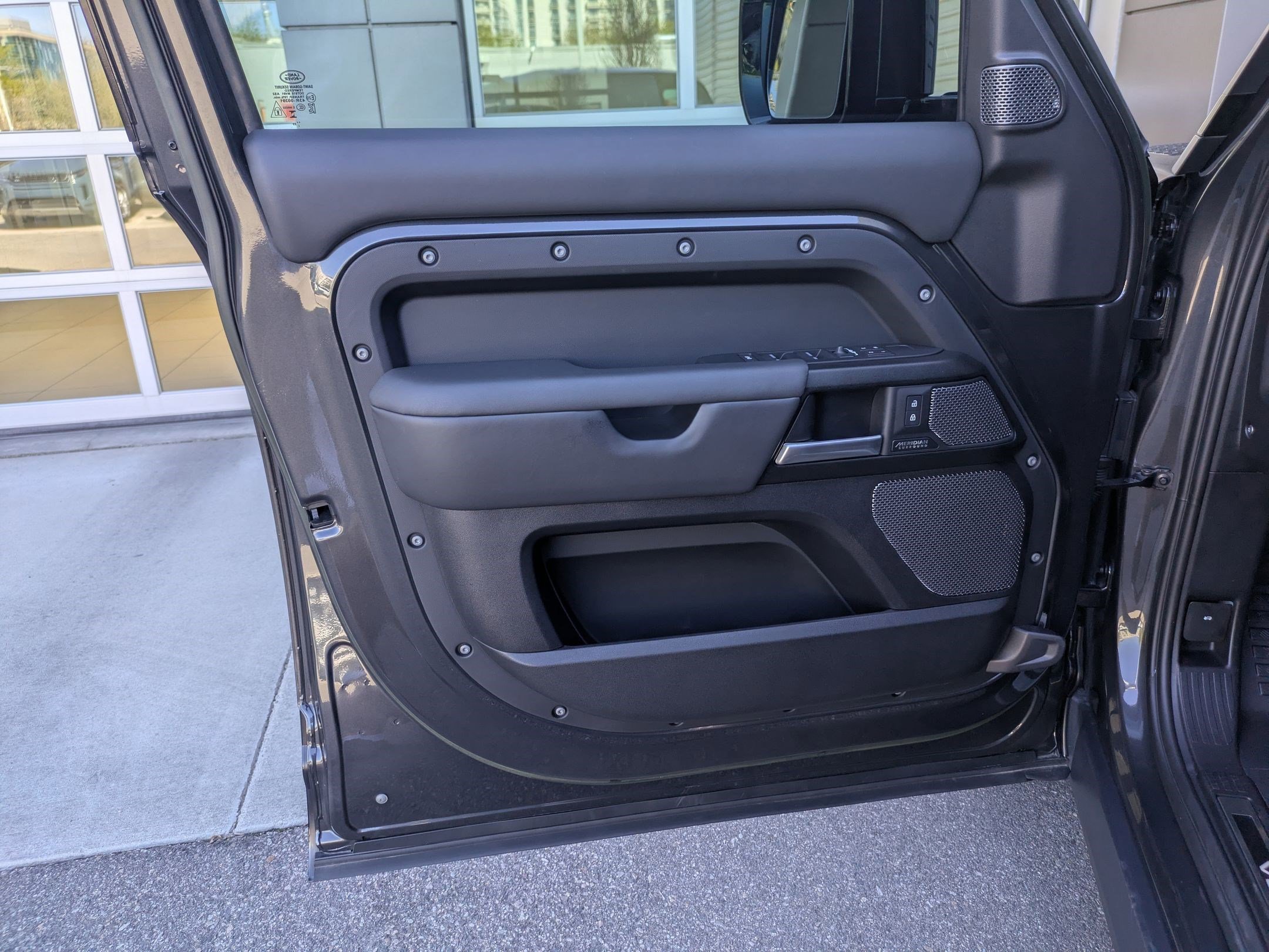 2024 Land Rover Defender 110 Carpathian Edition