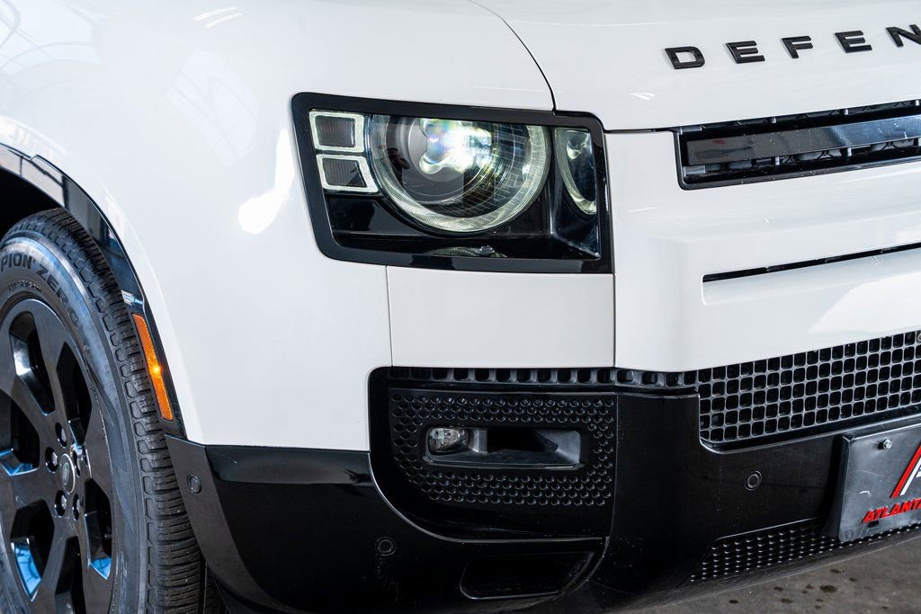 2023 Land Rover Defender 110 X-Dynamic SE