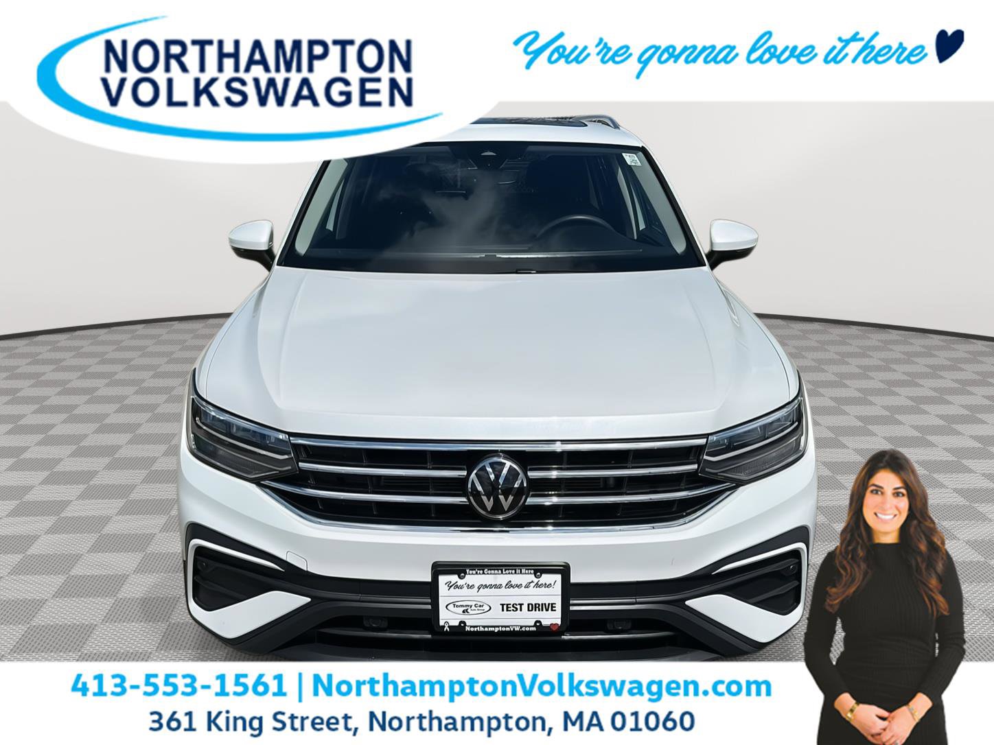 Used 2023 Volkswagen Tiguan SE w/ Panoramic Sunroof Package