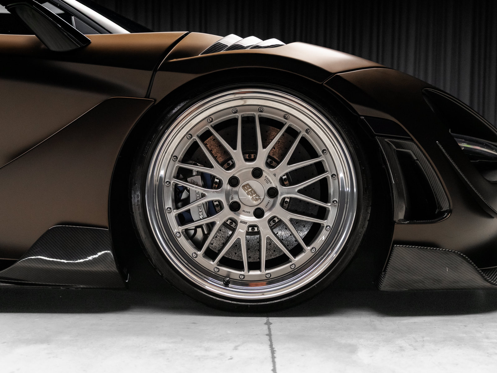 Used 2018 McLaren 720S Luxury photo 37