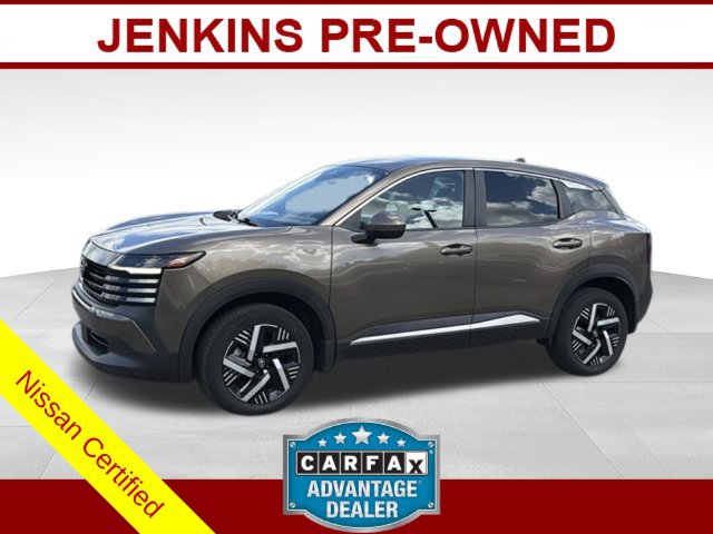 Certified 2025 Nissan Kicks SV