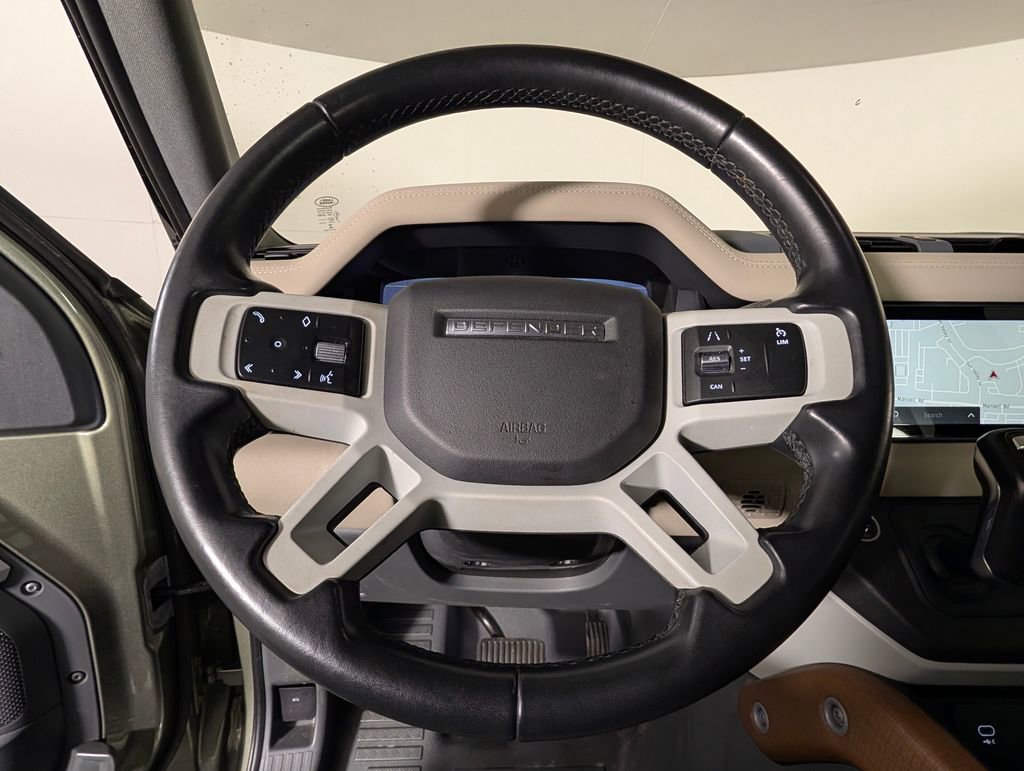 2022 Land Rover Defender 110 SE