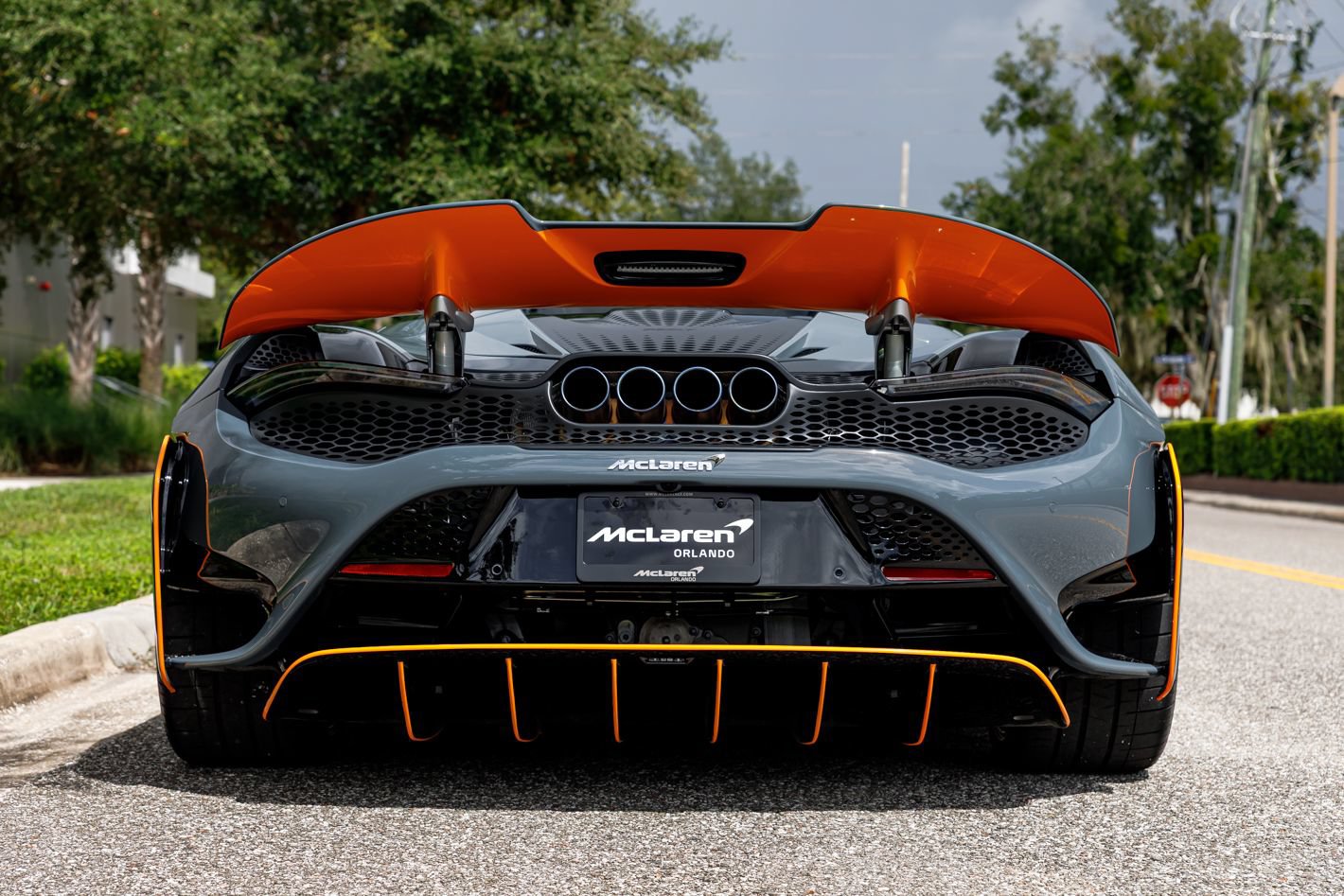 Used 2022 McLaren 765LT photo 15