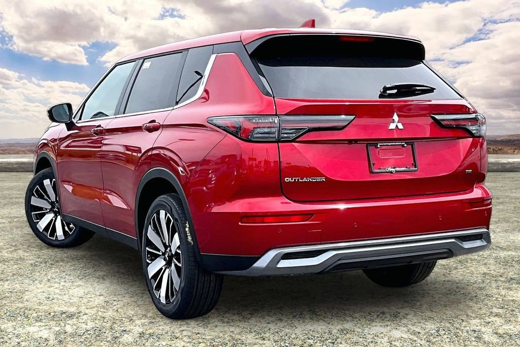 2026 Mitsubishi Outlander FWD