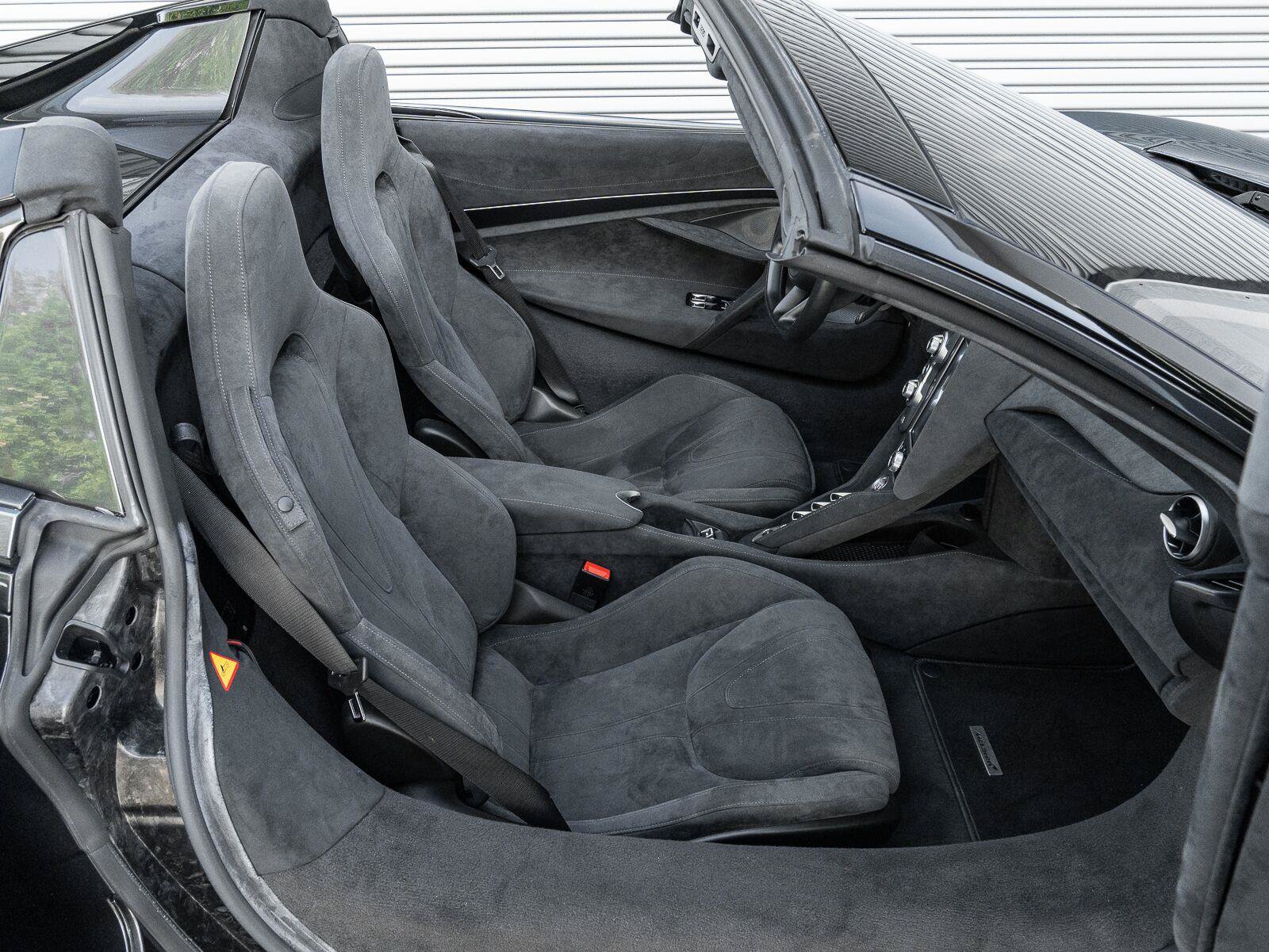 Used 2020 McLaren 720S Spider photo 10