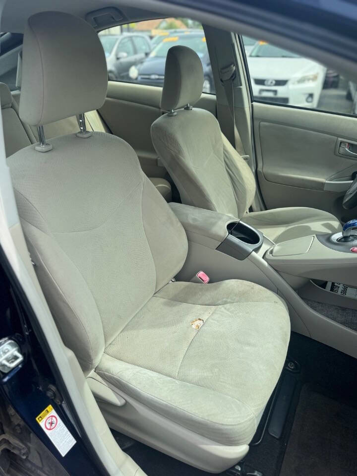 2013 Toyota Prius Three